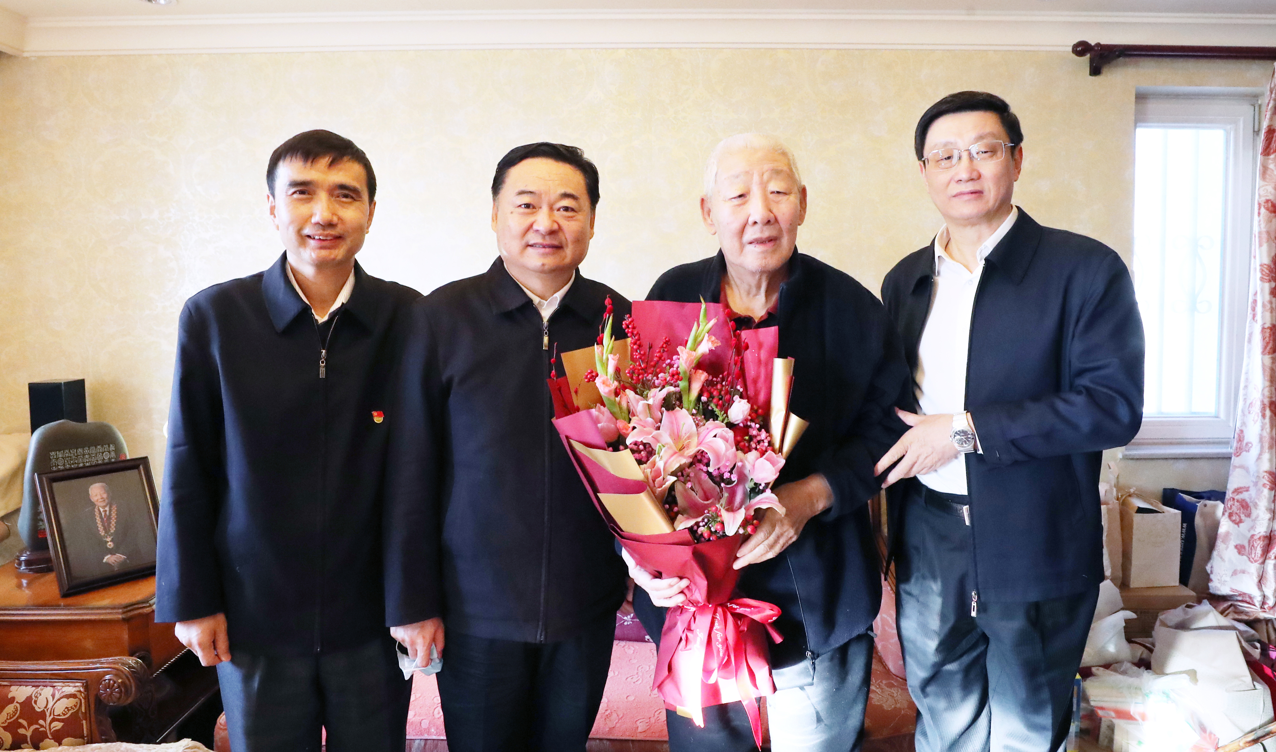 郝鵬、國資、央企、國資委、書記、主任、國企、企業改革